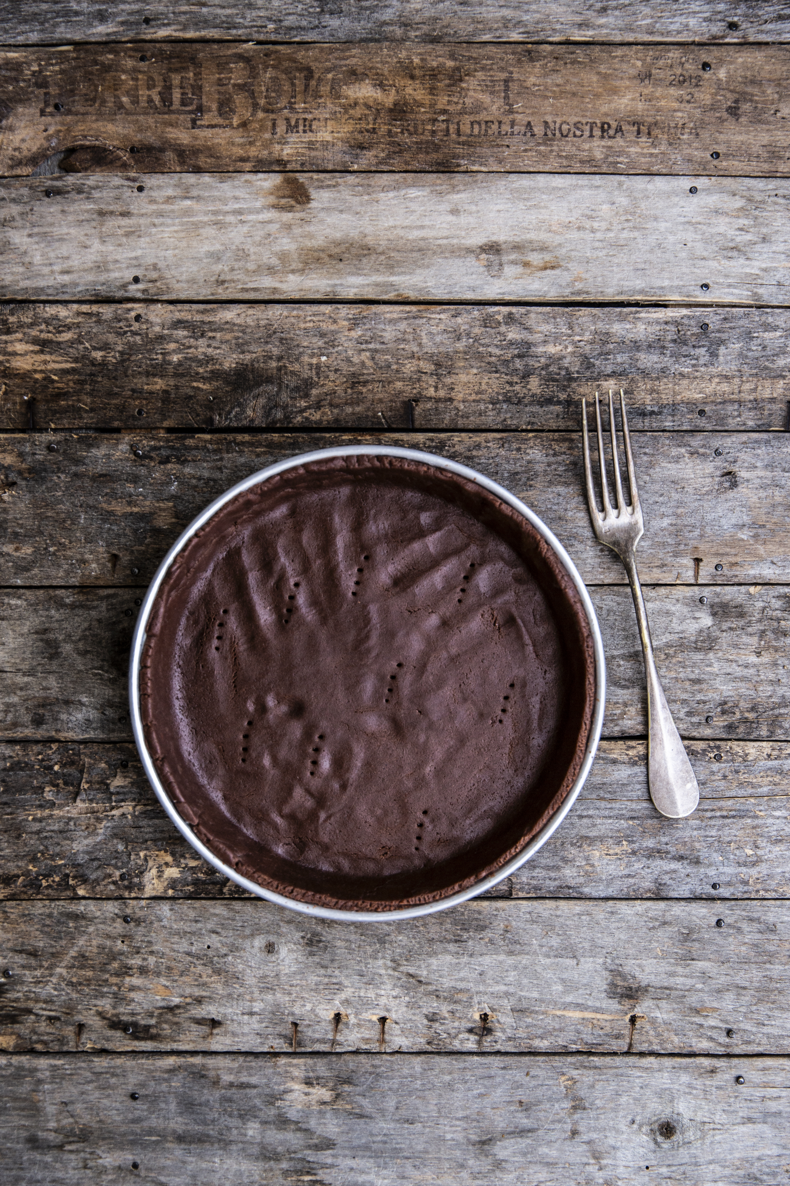 Crostata al cacao con confettura di lamponi