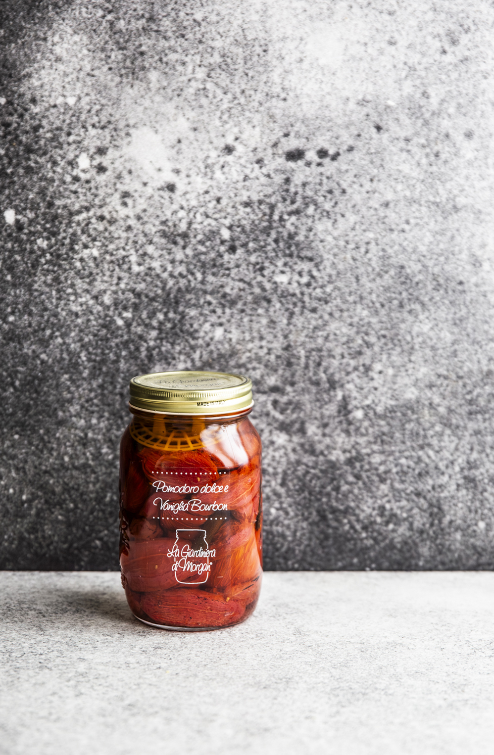 Insalata russa con tonno e pomodori