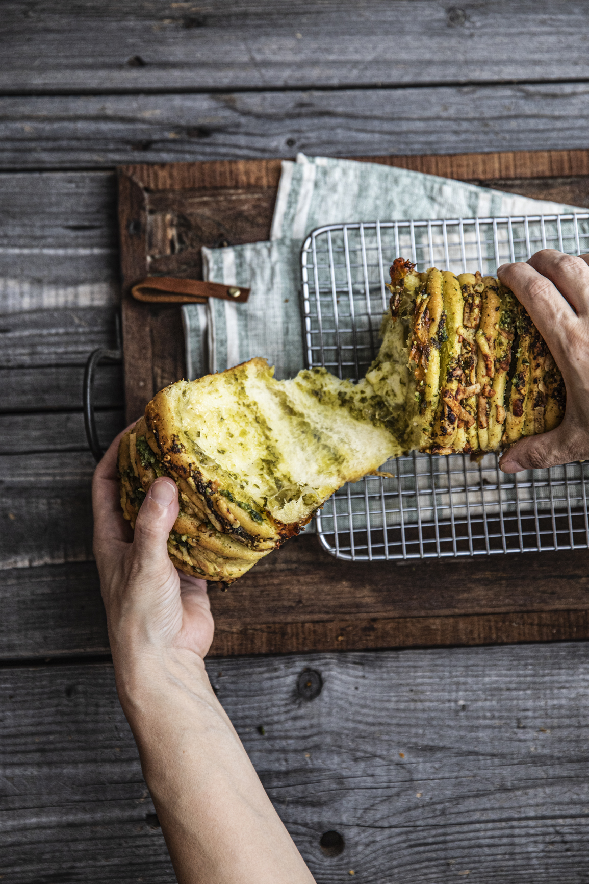 Pull Apart Bread al basilico
